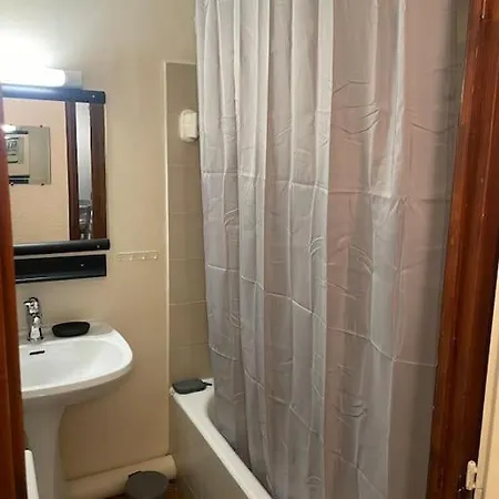 Centre Proche Therme Apartment *